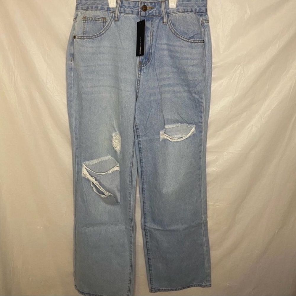 Fashion Nova Ripped Straight leg Jeans Size 7